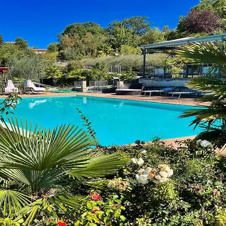 Awesome Holiday Location - Here, You Have Everything Cmon Spoil Yourselves Colle Umberto