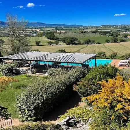 Awesome Holiday Location - Here, You Have Everything Cmon Spoil Yourselves Colle Umberto