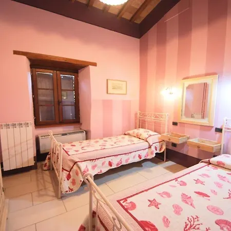 Awesome Holiday Location - Here, You Have Everything Cmon Spoil Yourselves * Colle Umberto