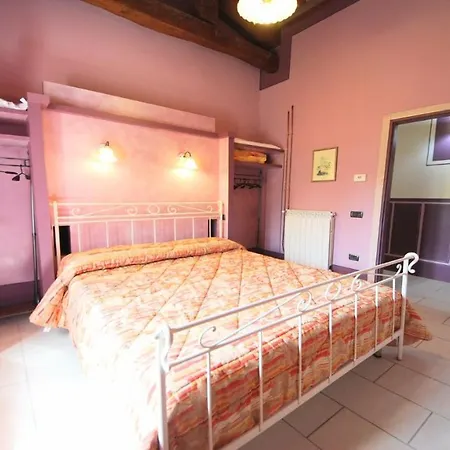 Awesome Holiday Location - Here, You Have Everything Cmon Spoil Yourselves Colle Umberto