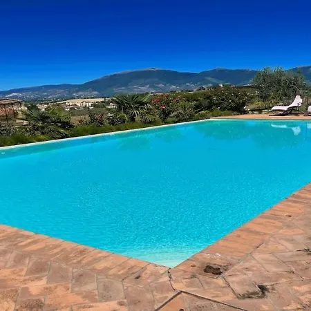 Awesome Holiday Location - Here, You Have Everything Cmon Spoil Yourselves شقة