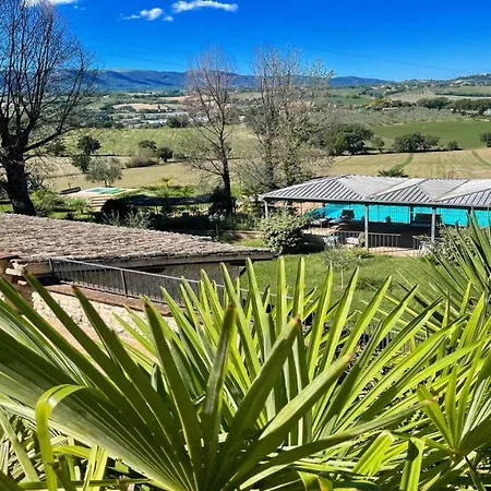 Awesome Holiday Location - Here, You Have Everything Cmon Spoil Yourselves Colle Umberto